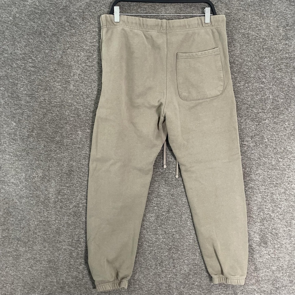 Fear Of God Essentials Pants Mens Medium Beige Fleece Sweatpants Joggers Logo - Picture 7 of 11